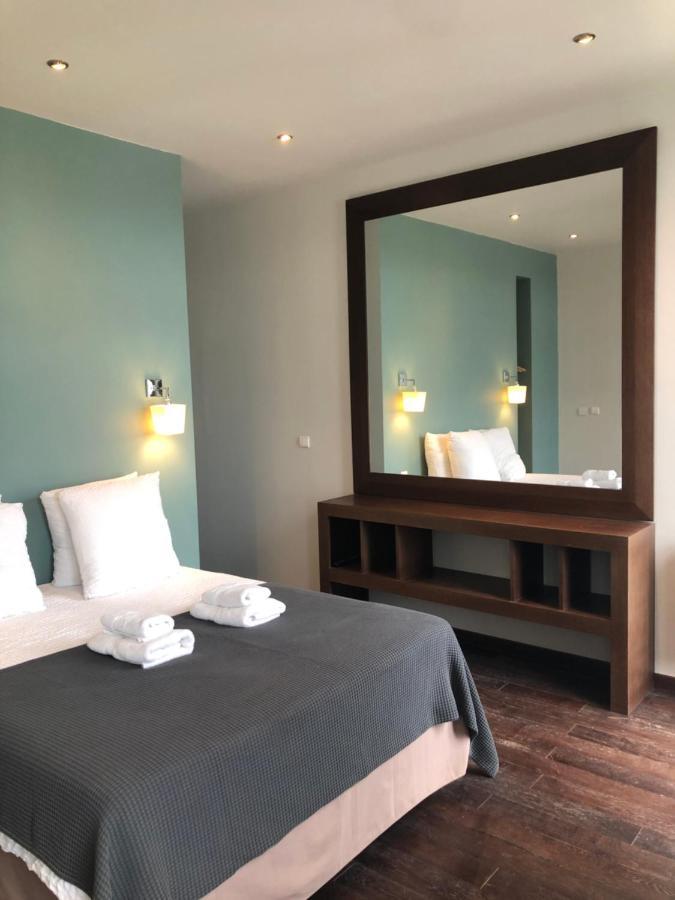 Le Doyenne - Entree Autonome - Hypercentre Bed & Breakfast Le Mans Exterior photo