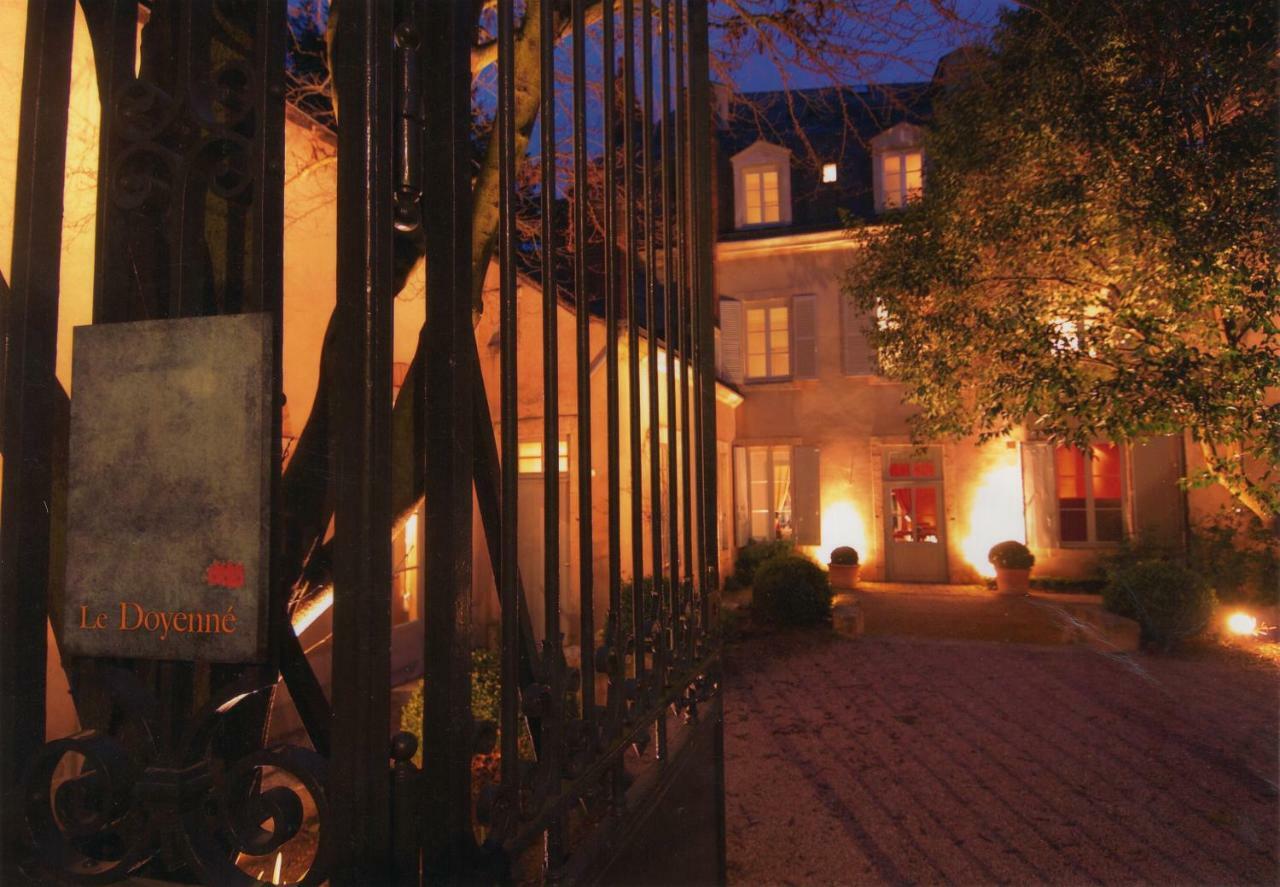Le Doyenne - Entree Autonome - Hypercentre Bed & Breakfast Le Mans Exterior photo